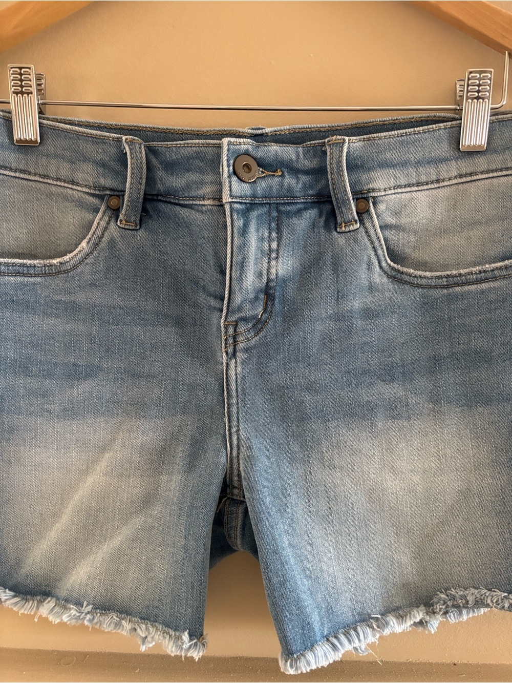 Carve Designs Light Blue Denim Jean Shorts - Picture 2 of 8